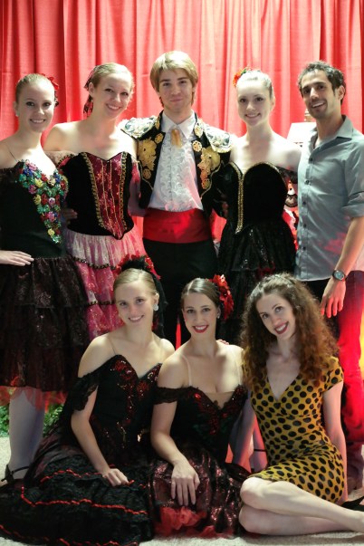 Members of the Fort Wayne Ballet performed select dances from Don Quixote and The Nutcracker, as well as a group tango lesson. 