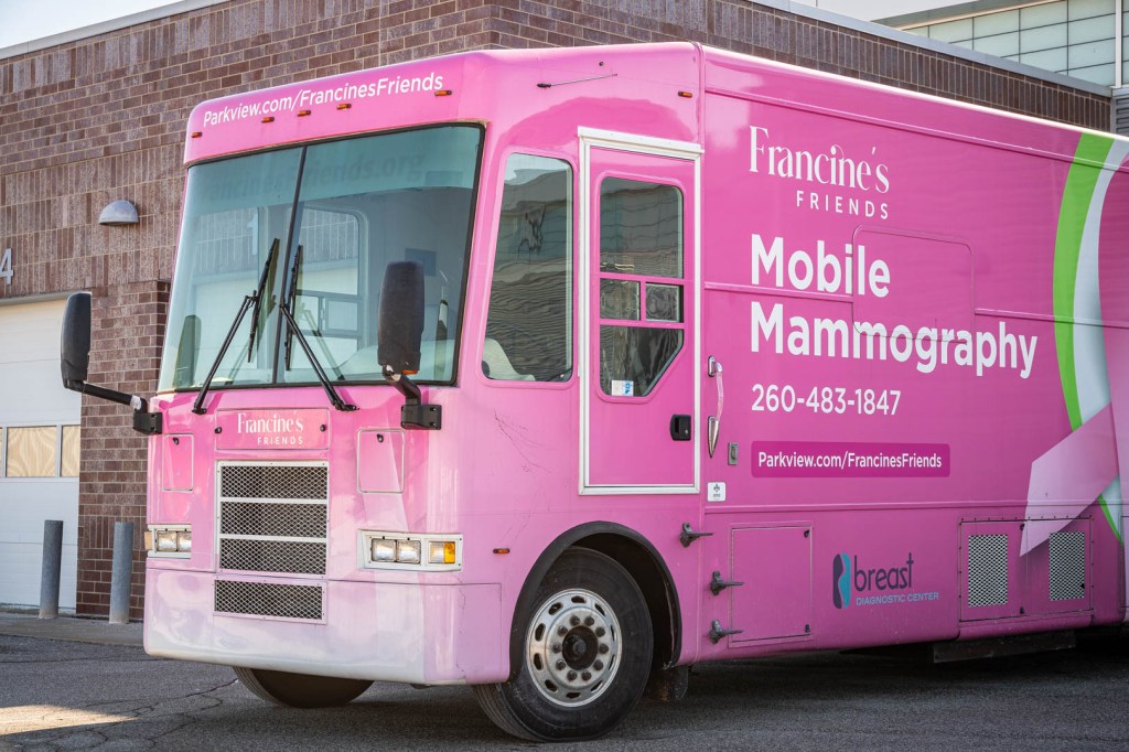 Parkview Packnett Family Cancer Institute donates Mobile Mammography Coach to Ivy Tech Fort&nbsp;Wayne