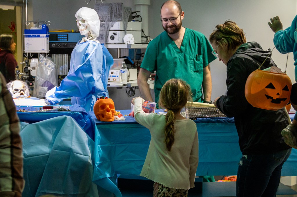 Community invited to Ivy Tech Fort Wayne Halloween&nbsp;Trail